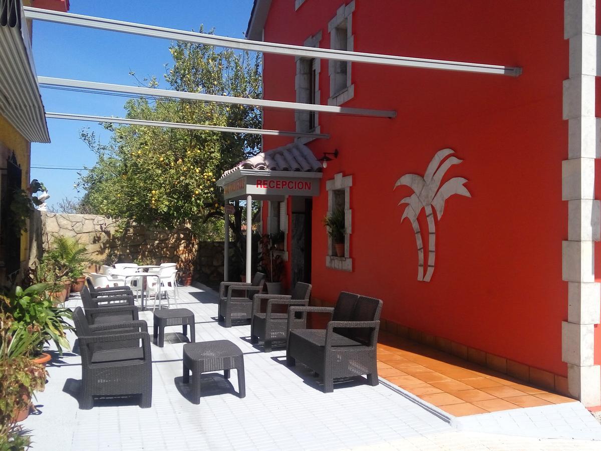 Hotel Las Palmeras Celorio  Exterior foto